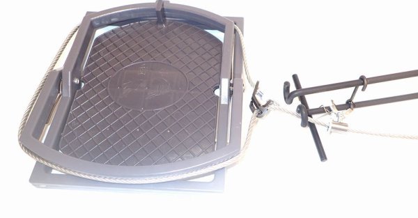 画像2: 【送料無料】穴を掘らないくくり罠 シシバサミ NP-10TypeB 5台セット (2)