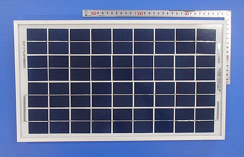 ソーラーパネル 12Vバッテリーの充電用 12W出力 防塵・防水